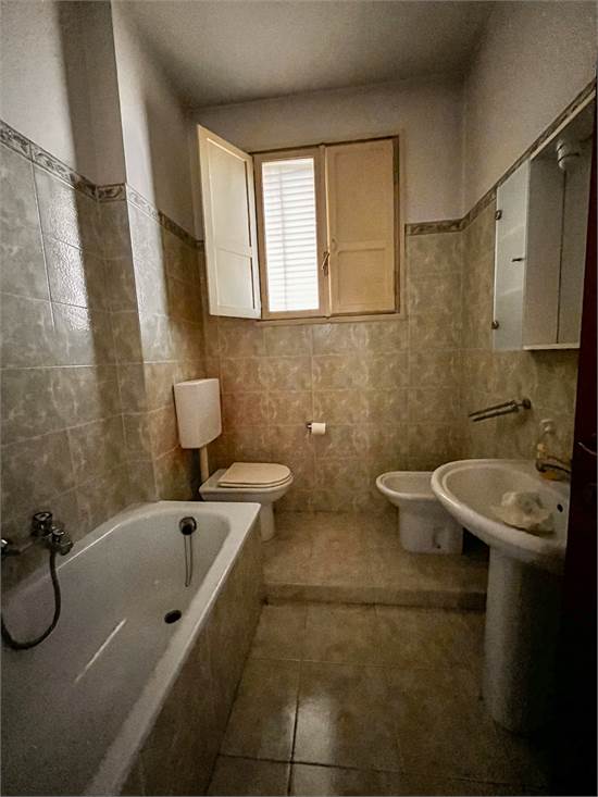 2 bagno con vasca