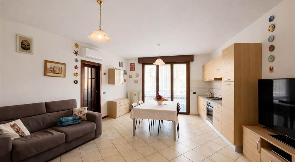 soggiorno con angolo cottura